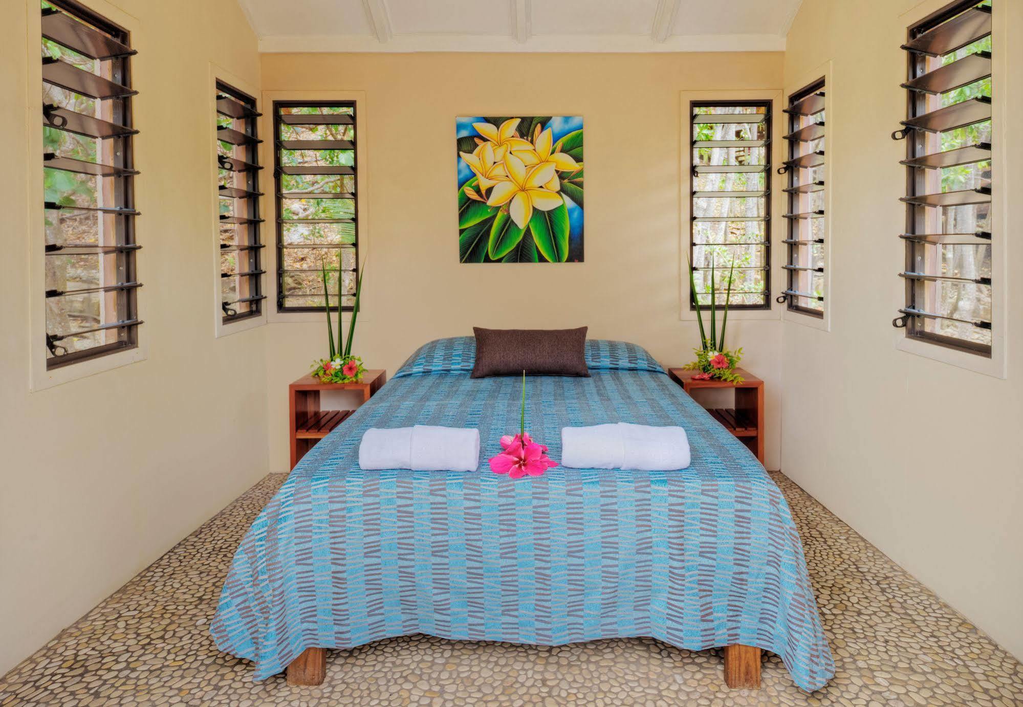 Mantaray Island Resort Nanuya Balavu Island Esterno foto